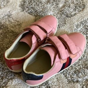 Gucci little girls shoes